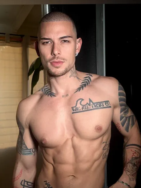 Nick OnlyFans Trophy Boy with exclusive content.