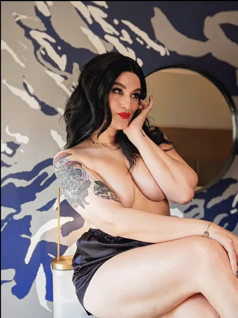 Nika OnlyFans creator with engaging content