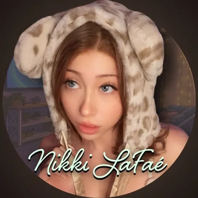 Nikki LaFaé OnlyFans brunette creator