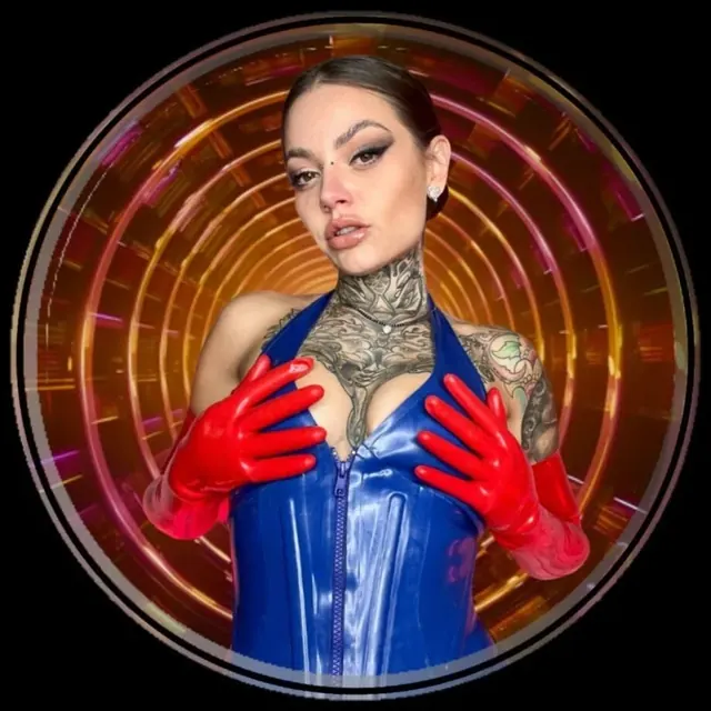 Mistress Nikky French OnlyFans Queen of Seduction