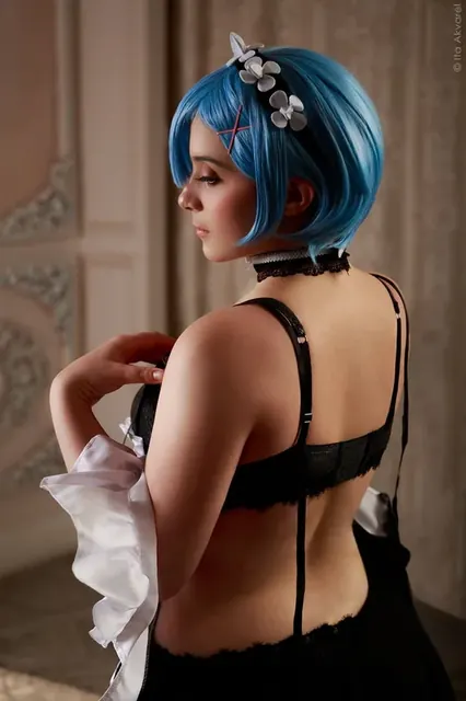 Nishi OnlyFans cosplayer and ASMR artist