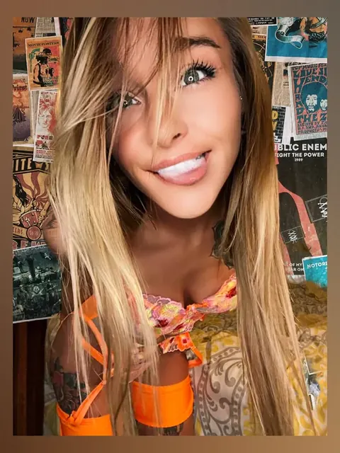 Notjamesbond OnlyFans creator with a petite aesthetic