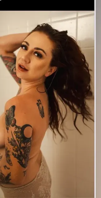 Meow meow OnlyFans creator profile