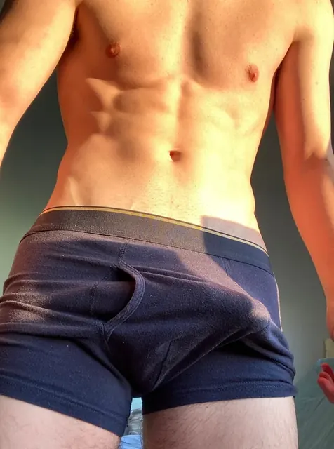 NotSoLittleWilly on OnlyFans - engaging creator