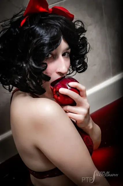 Notyouraveragewaifu OnlyFans cosplay fun