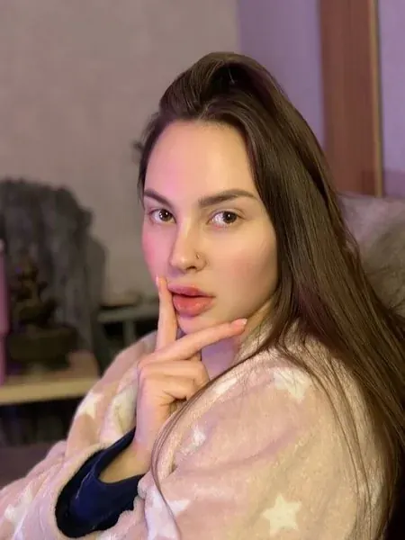 nutty_s OnlyFans creator with a curvy and shy personality