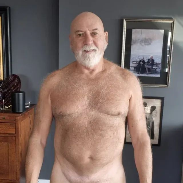Older.butwiser OnlyFans Grey Hair Creator