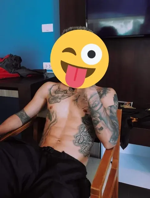 Ohhgoodhigh OnlyFans creator from Thailand with art