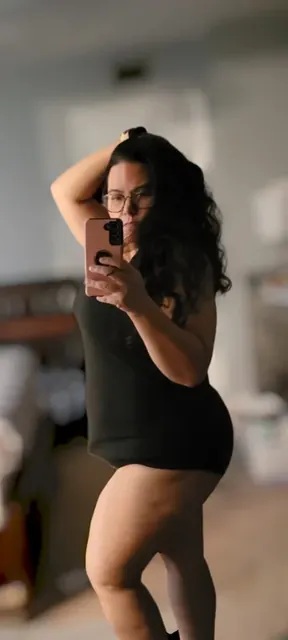 Omayra OnlyFans creator with a spicy personality