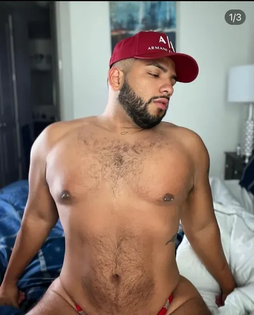 Nalgon OnlyFans male tattooed creator