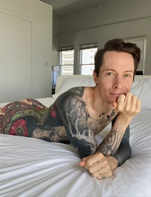 Owen Gray OnlyFans male performer with video content