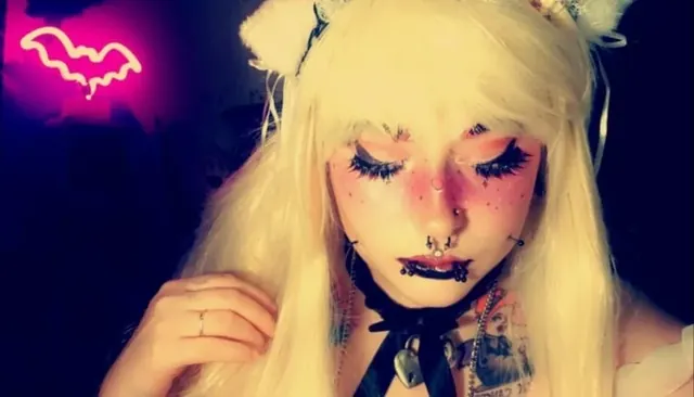 Owoskychann OnlyFans chubby gamer girl