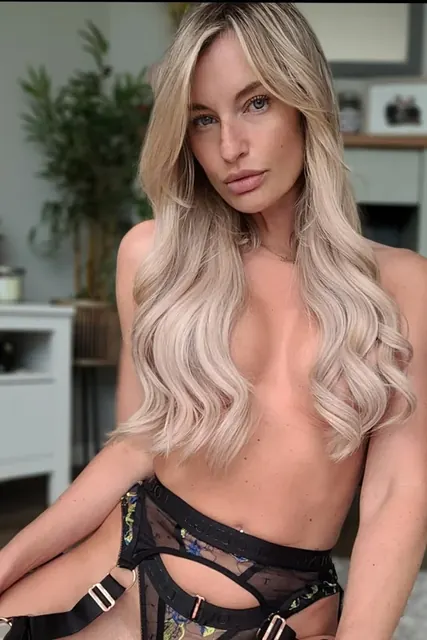 Paulakatex OnlyFans creator with exclusive content