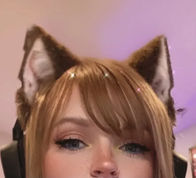 PeachJars OnlyFans streamer and YouTuber