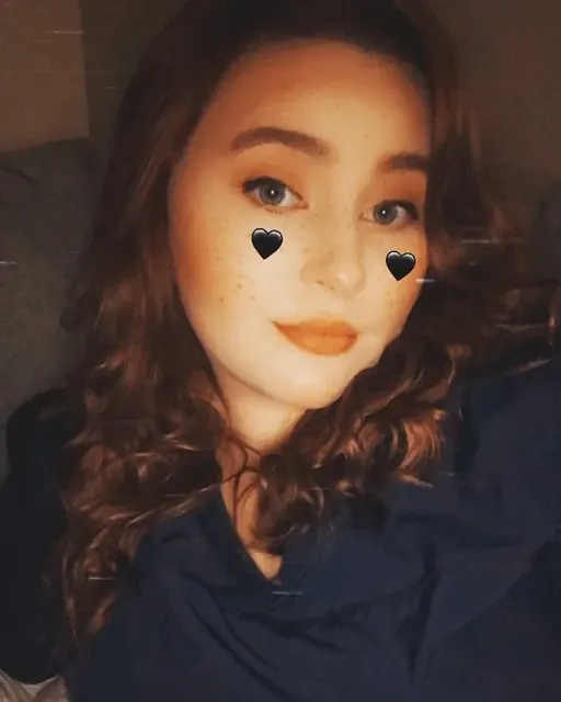 Peachy Babe OnlyFans creator with unique content