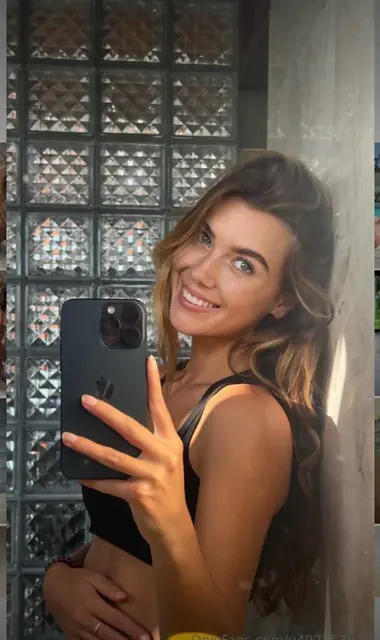 Piper ✌🏼 OnlyFans Creator with engaging content
