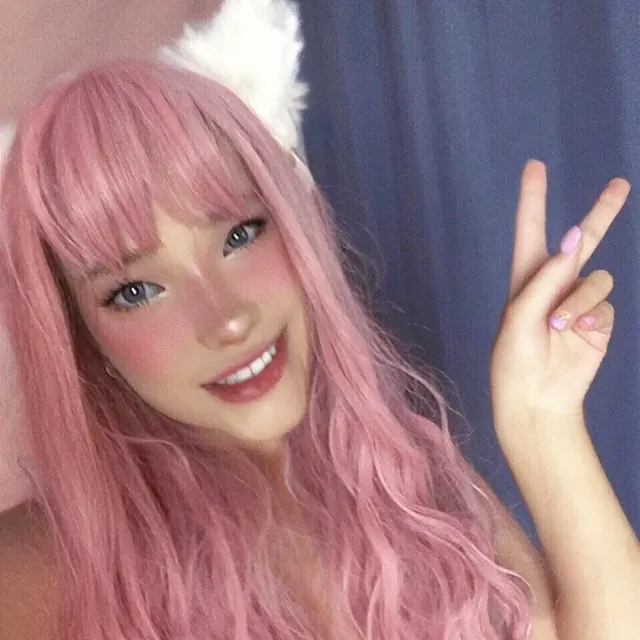 Plaksaw OnlyFans gamer girl next door