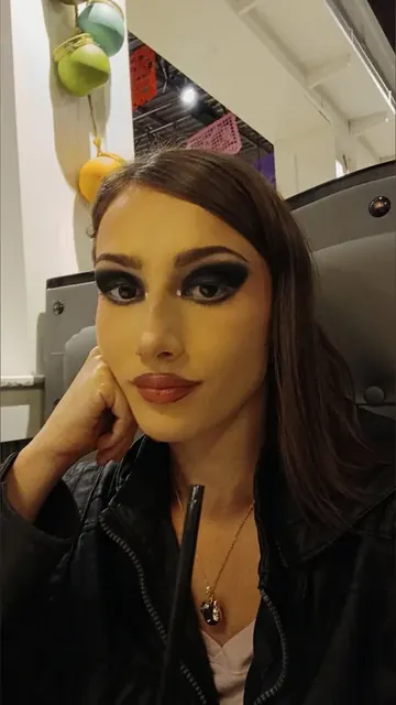 Preciosa OnlyFans creator with custom content
