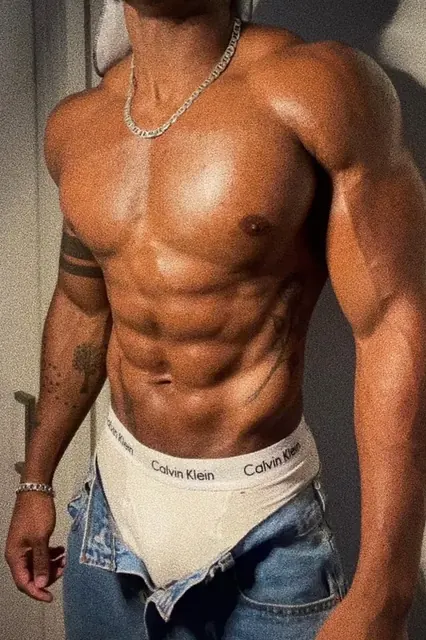 P.S.B OnlyFans male model with artistic aesthetic