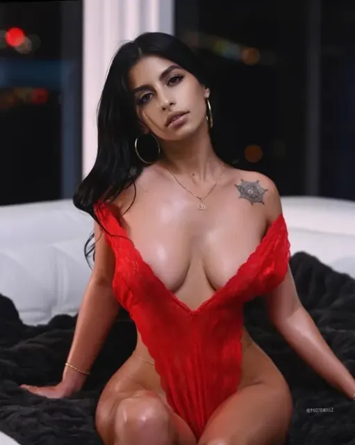 Queen Needy on OnlyFans - Petite and Fun