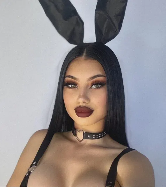 raisaa_m OnlyFans creator with explicit content