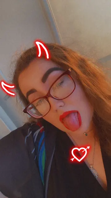 Emi OnlyFans creator with glasses