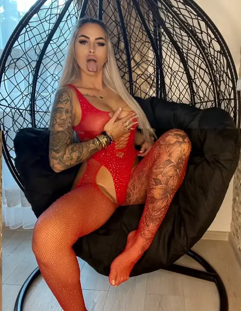 Roxana vipp OnlyFans creator with exclusive content