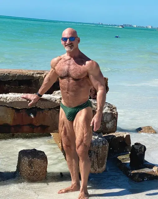 Rtsextra OnlyFans creator with fitness expertise