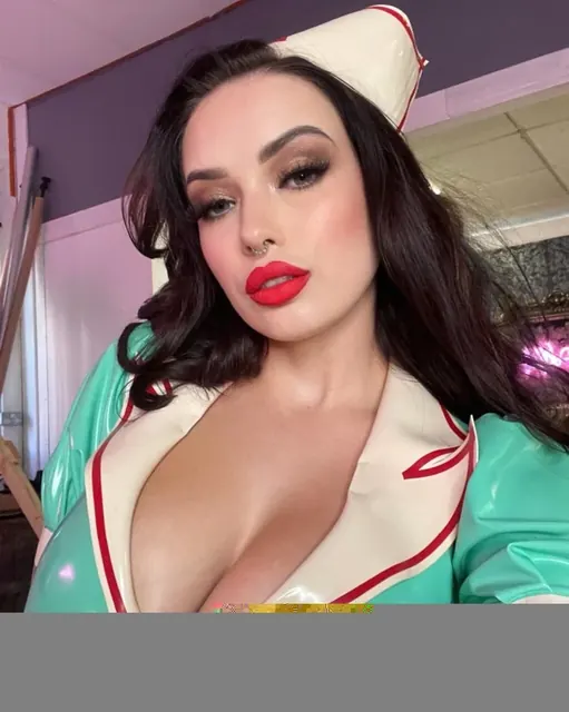 Miss Ruby Alexia OnlyFans with huge HH breasts