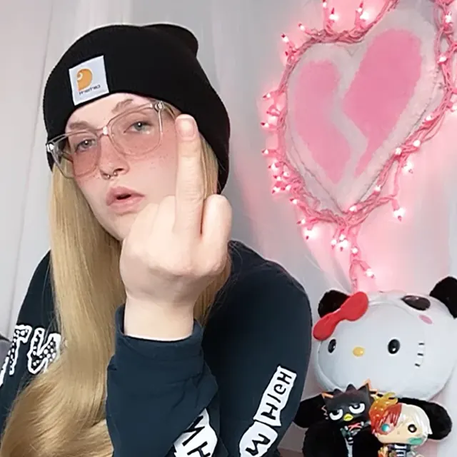 Libra on OnlyFans non-binary fetish creator