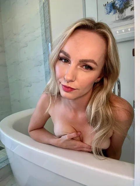 Spicy Nurse Ryleigh OnlyFans creator with exclusive content
