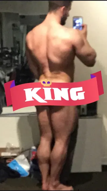 SAMVASSVIP OnlyFans creator with a Greek god persona