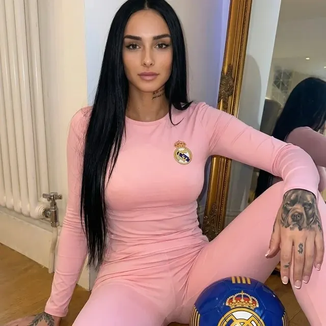 Sarablancc OnlyFans Exclusive Natural Creator