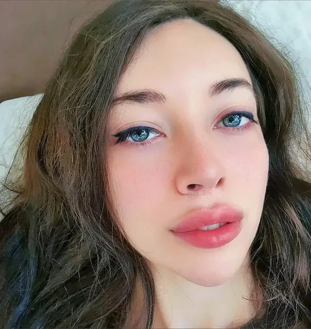 SASHA 🎀 KINKY TS! 😋 OnlyFans brunette cutie