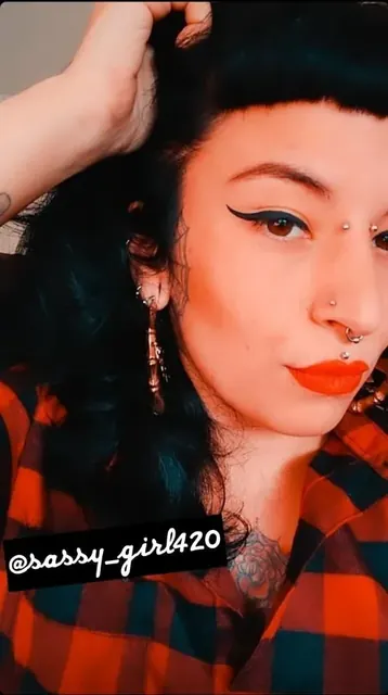 🍒 MISS JONES 🍒 OnlyFans profile with fetish content.