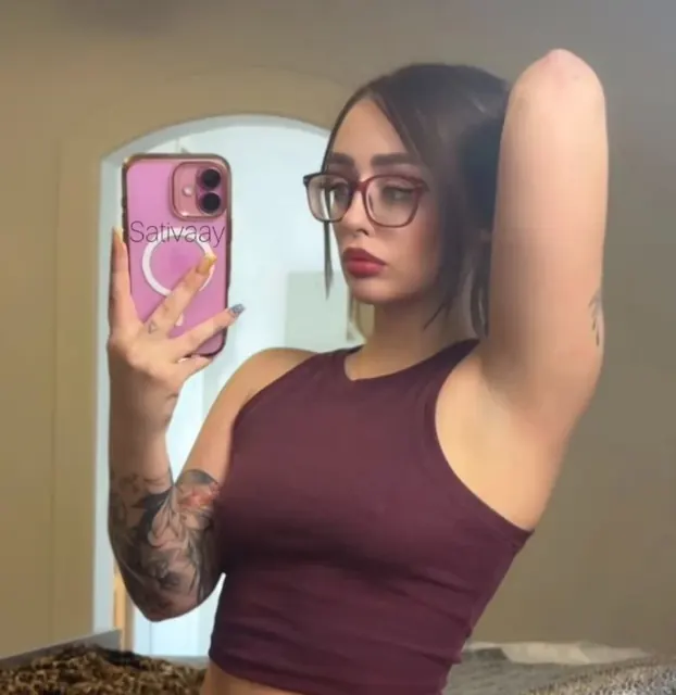 Sativaay OnlyFans creator with engaging content