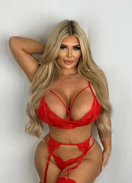 Scardollfree OnlyFans UK blonde creator