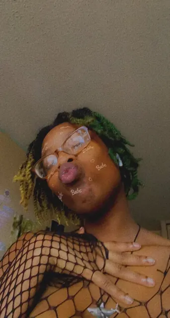 Scarjai OnlyFans thick nerdy girl