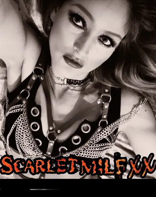 Scarletmilfxx OnlyFans Sexy MILF