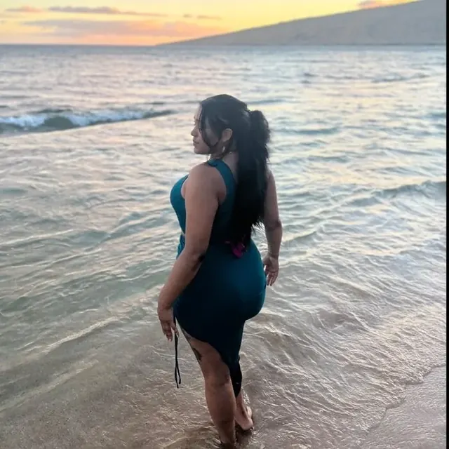 Seemorebianoir OnlyFans Curvy Creator