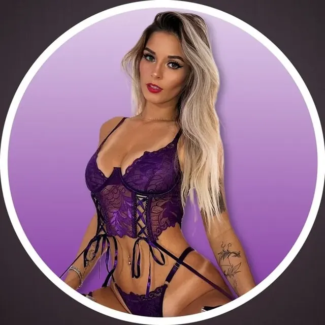 Selena Summerz OnlyFans playful creator
