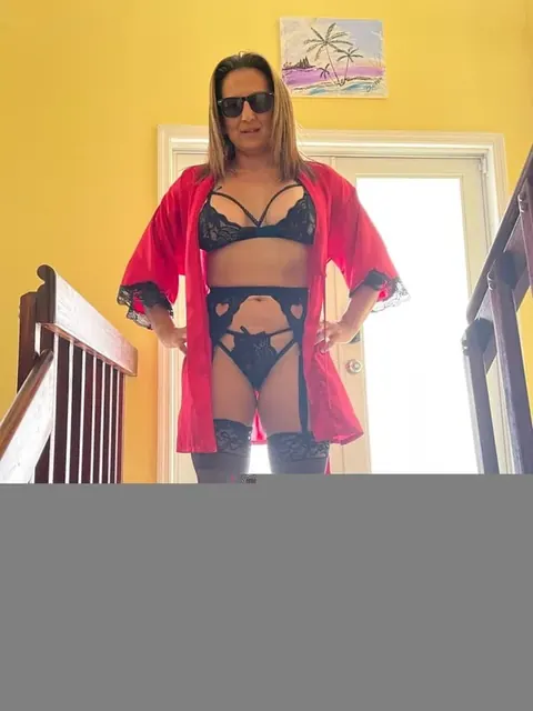 Sexitink56 OnlyFans hot brunette