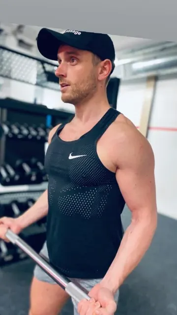 Sexyrubber OnlyFans Male Creator