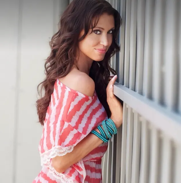 shannonelizabeth OnlyFans actress and storyteller
