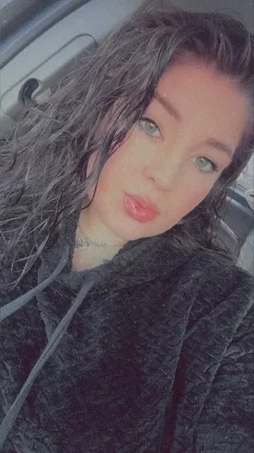 Shay24 on OnlyFans with exclusive content