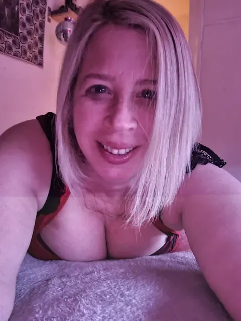 Shooting Star OnlyFans UK Reality Porn Creator