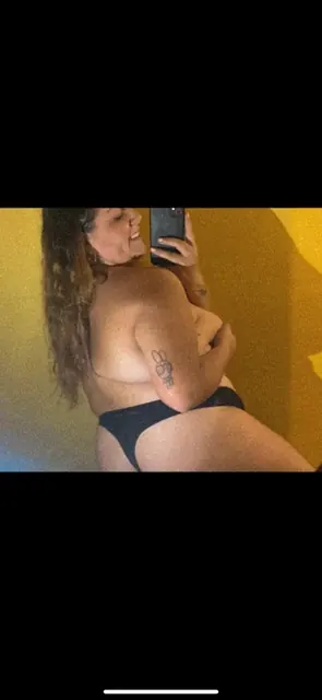 Silviperez OnlyFans creator with engaging content