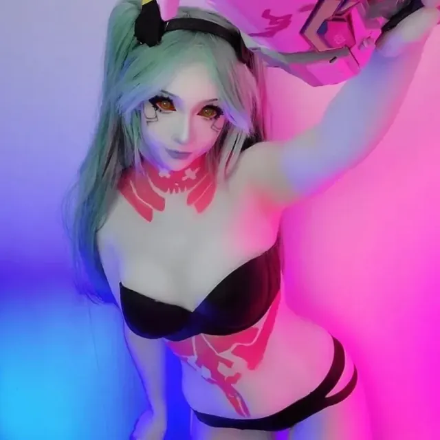 Skye 💫 OnlyFans Cosplay Creator