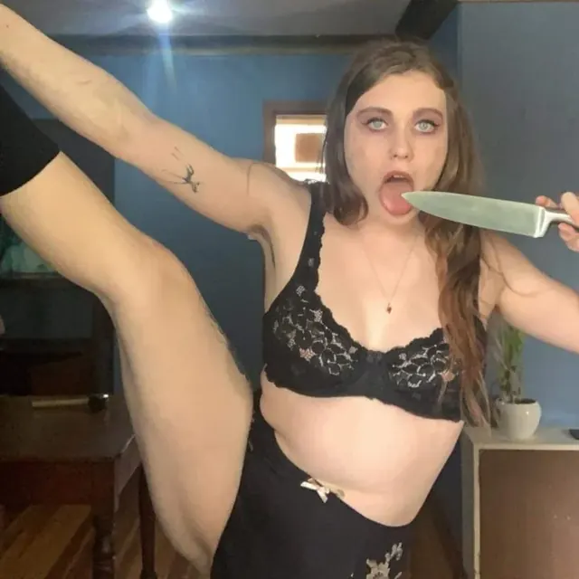 slut4spit OnlyFans brunette creator