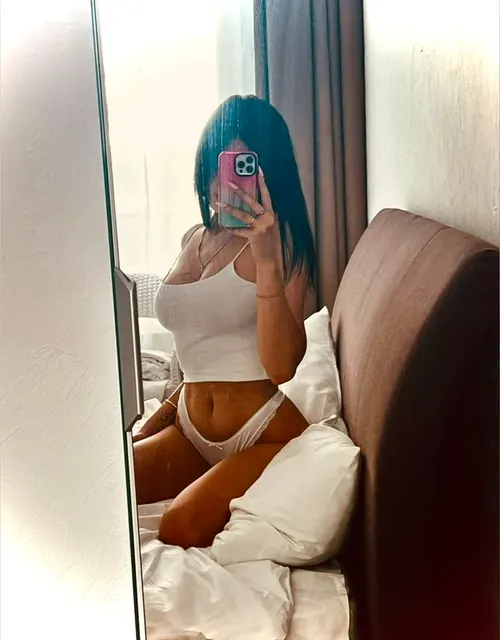 asia OnlyFans creator with black hair
